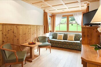 Hotel Chalet Tianes