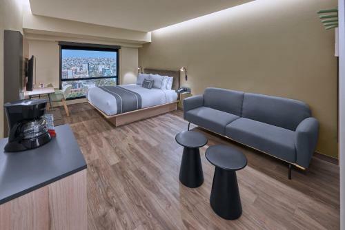 Hotel City Express Plus Tijuana