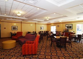 Hotel Comfort Suites