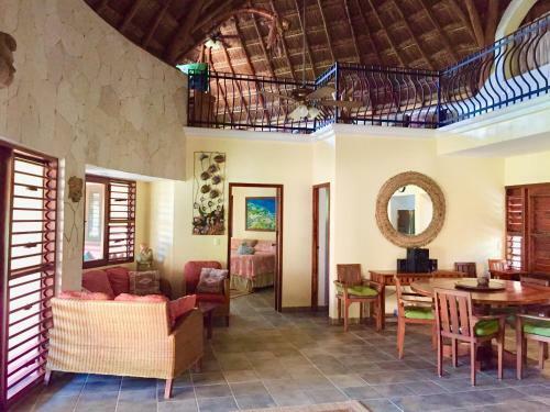 Hotel Nah Uxibal Villa And Casitas