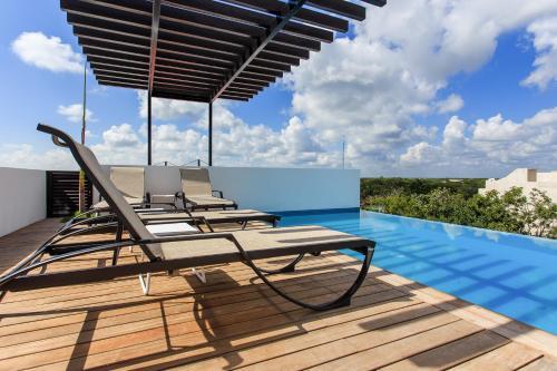 Tulum Apartment With Private Rooftop & Pool