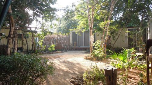 Containme Eco Chic Hotel