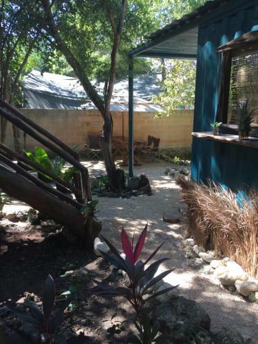 Containme Eco Chic Hotel