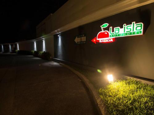 Motel La Isla Auto Hotel