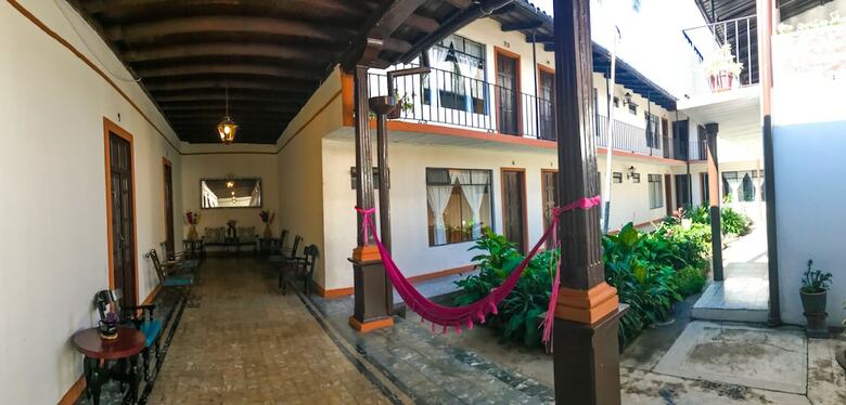 Hotel Villa De Flores