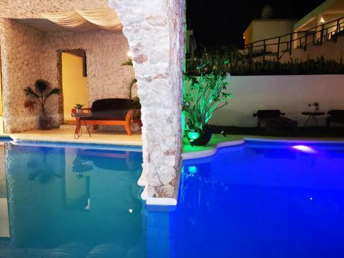 Mayan Majesty Boutique Hotel