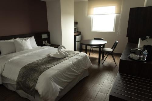 Lithio Hotel