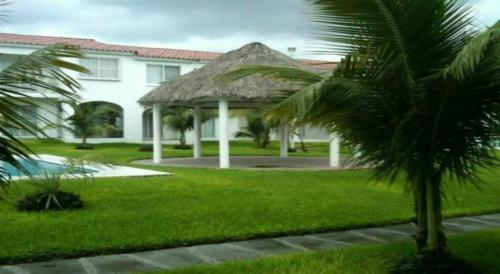 Habitaci�n Con Ba�o