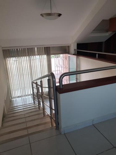 Casa Con Alberca Para 20 Personas