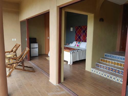 Casa Arcoiris Zihuatanejo B&B