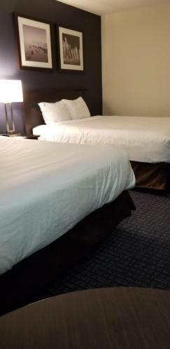 Hotel Super 8 Lachenaie