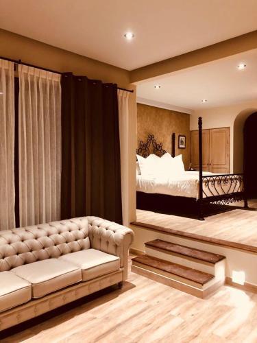 Hotel Bouquet (adults Only)