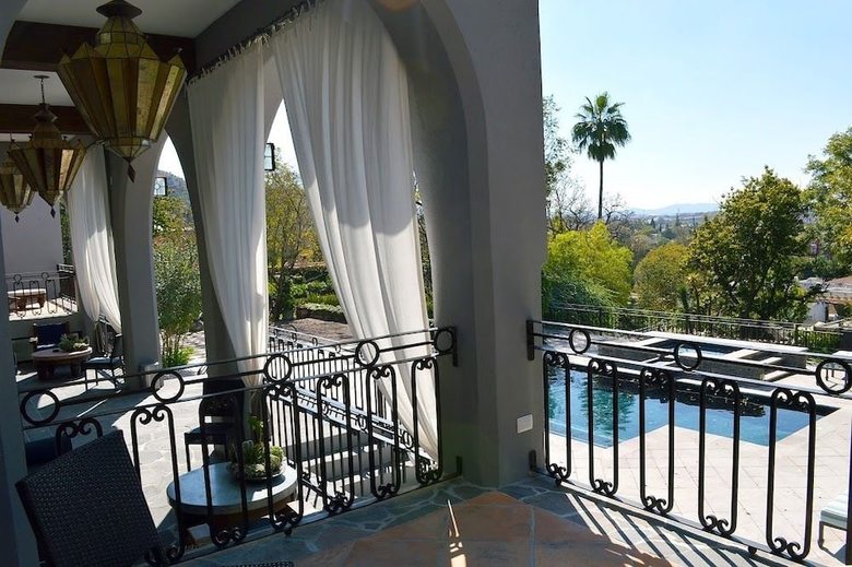 Hotel Casa Cien