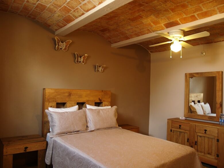 Hotel Meson Del Conde