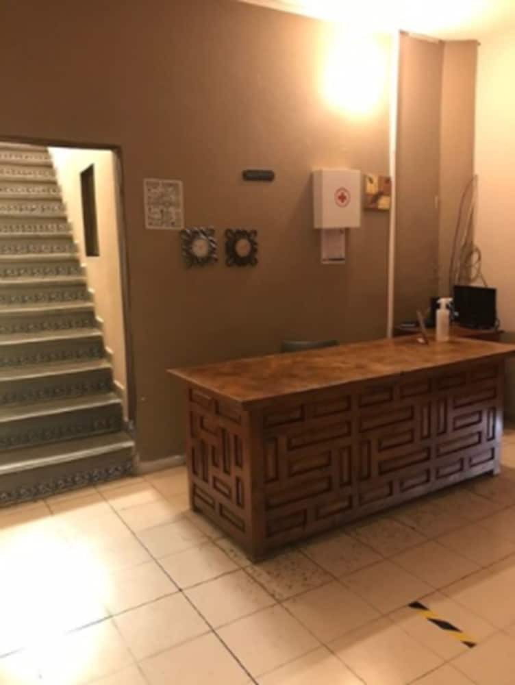 Hotel Meson Del Conde
