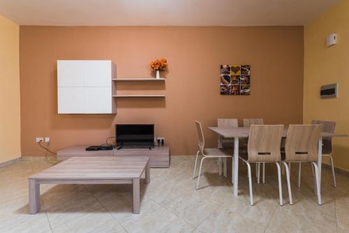 Two Bedroom Apartment Prime Location