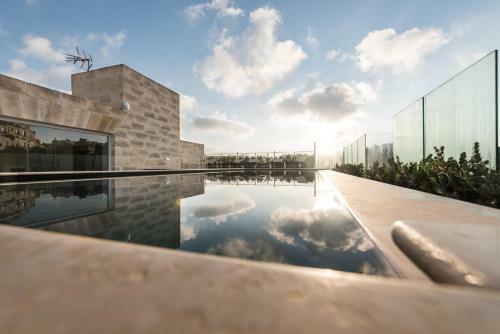 Cesca's Boutique Hotel