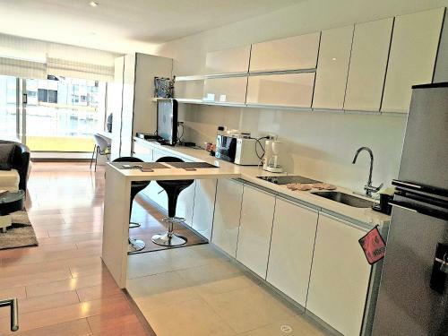 Aparta-estudio Tipo Loft Centro Ineternacional Bogota-colombia