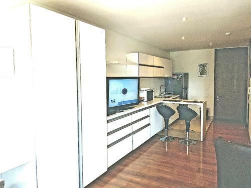 Aparta-estudio Tipo Loft Centro Ineternacional Bogota-colombia