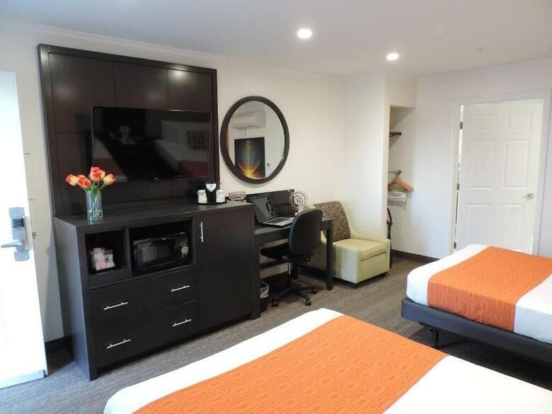 Hotel Days Inn San Jose Airport