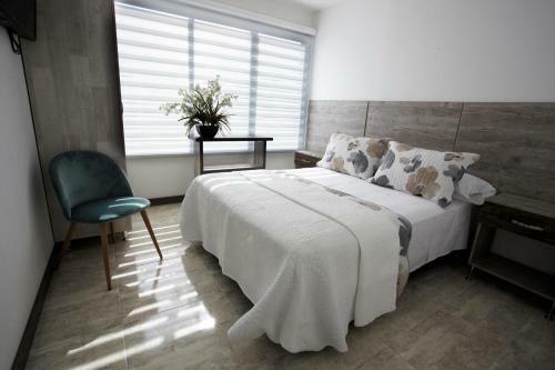 Ari Hotel