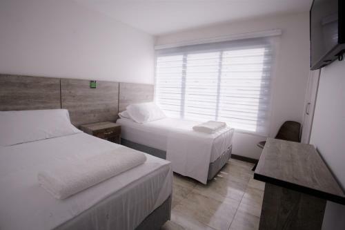 Ari Hotel