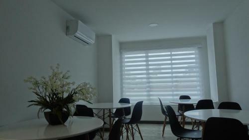 Ari Hotel