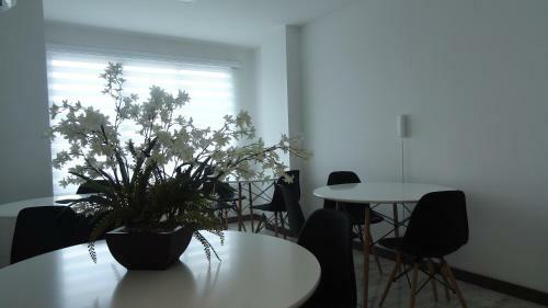 Ari Hotel