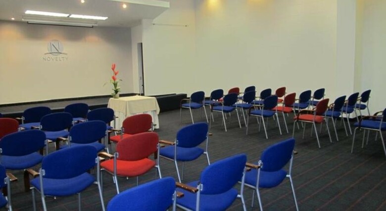 Affinity Suites Aparthotel
