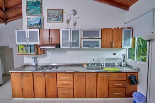 Caba�a Cove�itas