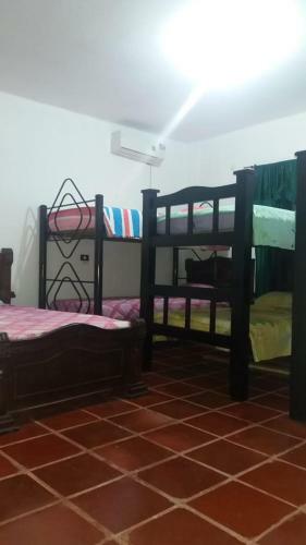 Hostal Emeraua Hospedaje