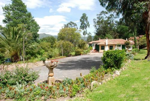 Hotel Campestre Hacienda Santa Rosalia
