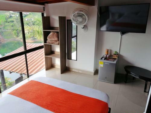 Hotel Santa Maria De Las Aguas Pe�ol