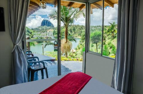 Hotel Santa Maria De Las Aguas Pe�ol