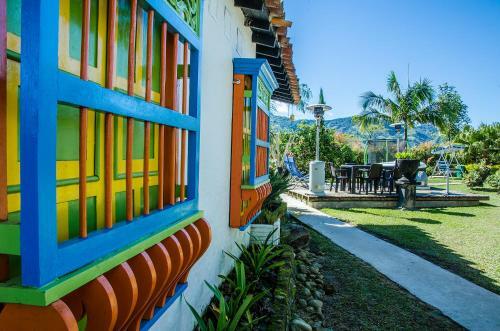 Hotel Santa Maria De Las Aguas Pe�ol