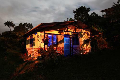 Lodge Claro De Luna