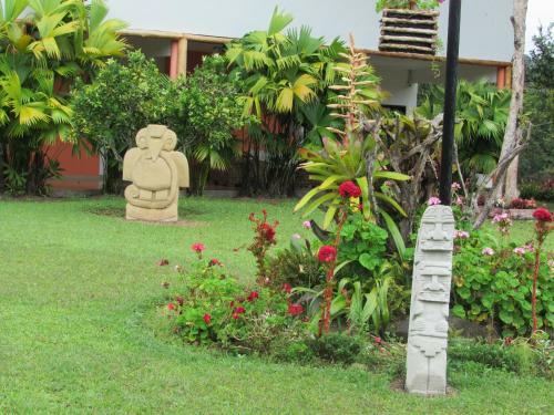 Hotel Yalconia