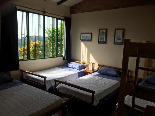 Lodge Mountain Getaway Near Bogota