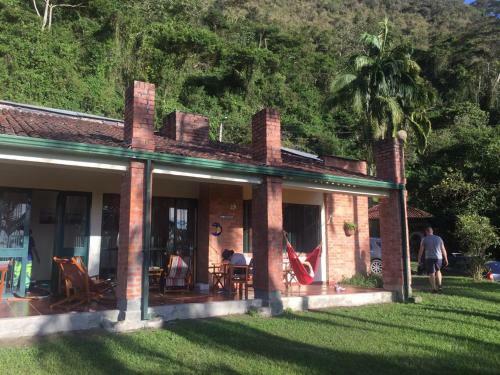 Lodge Mountain Getaway Near Bogota