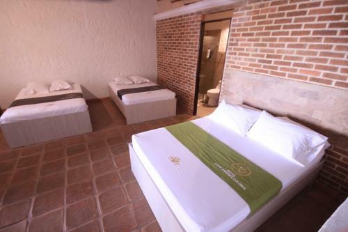 Hotel Santa Barbara Colonial - Santa Fe De Antioquia
