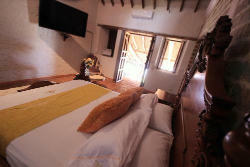 Hotel Santa Barbara Colonial - Santa Fe De Antioquia