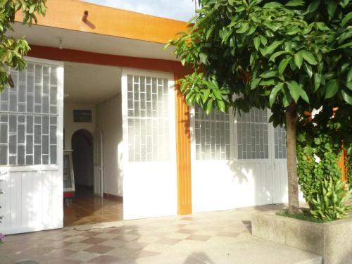 Mandarina Hostal