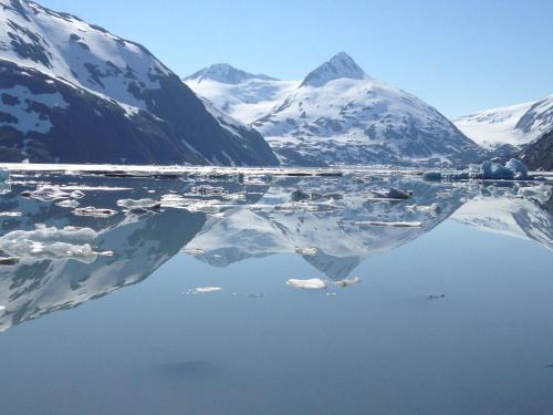 Reflection Lake Bed And Breakfast