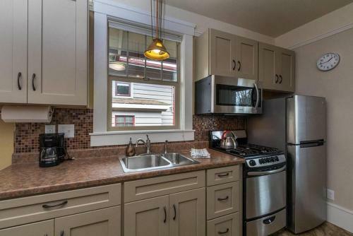 Three Trees Hollow- Charm & Comfort -cottage In Downtown Arcata