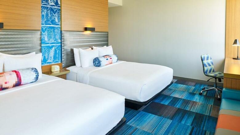Hotel Aloft Dallas Arlington Entertainment District