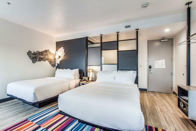 Hotel Aloft Dallas Arlington Entertainment District