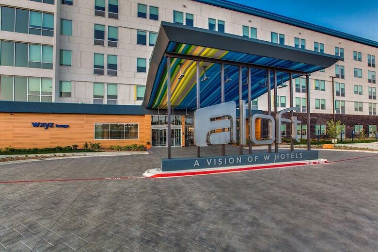 Hotel Aloft Dallas Arlington Entertainment District