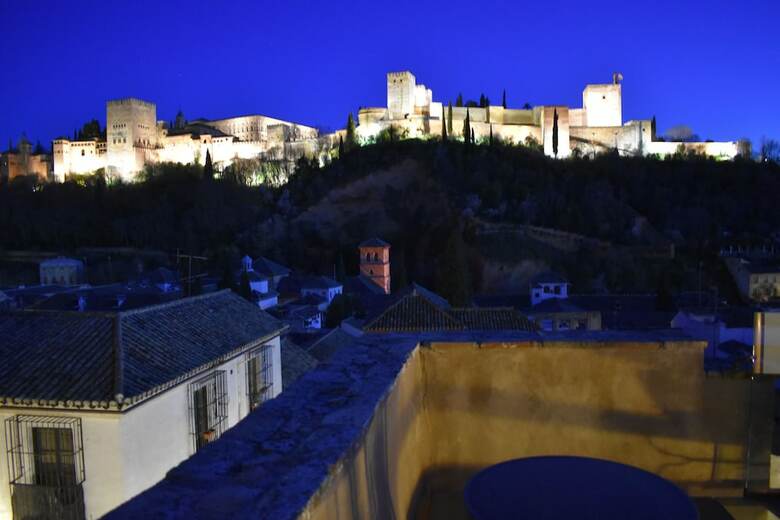 Apartamentos Turisticos Alhambra