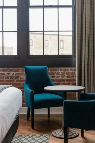 Foundry Hotel Asheville, Curio Collection By Hilton