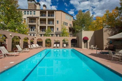Snowmass_woodrun_9907